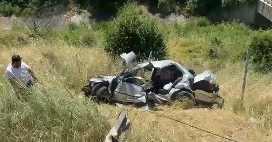 Bolu Anadolu Otoyolu üzerinde feci kaza 1 ölü 3 yaralı