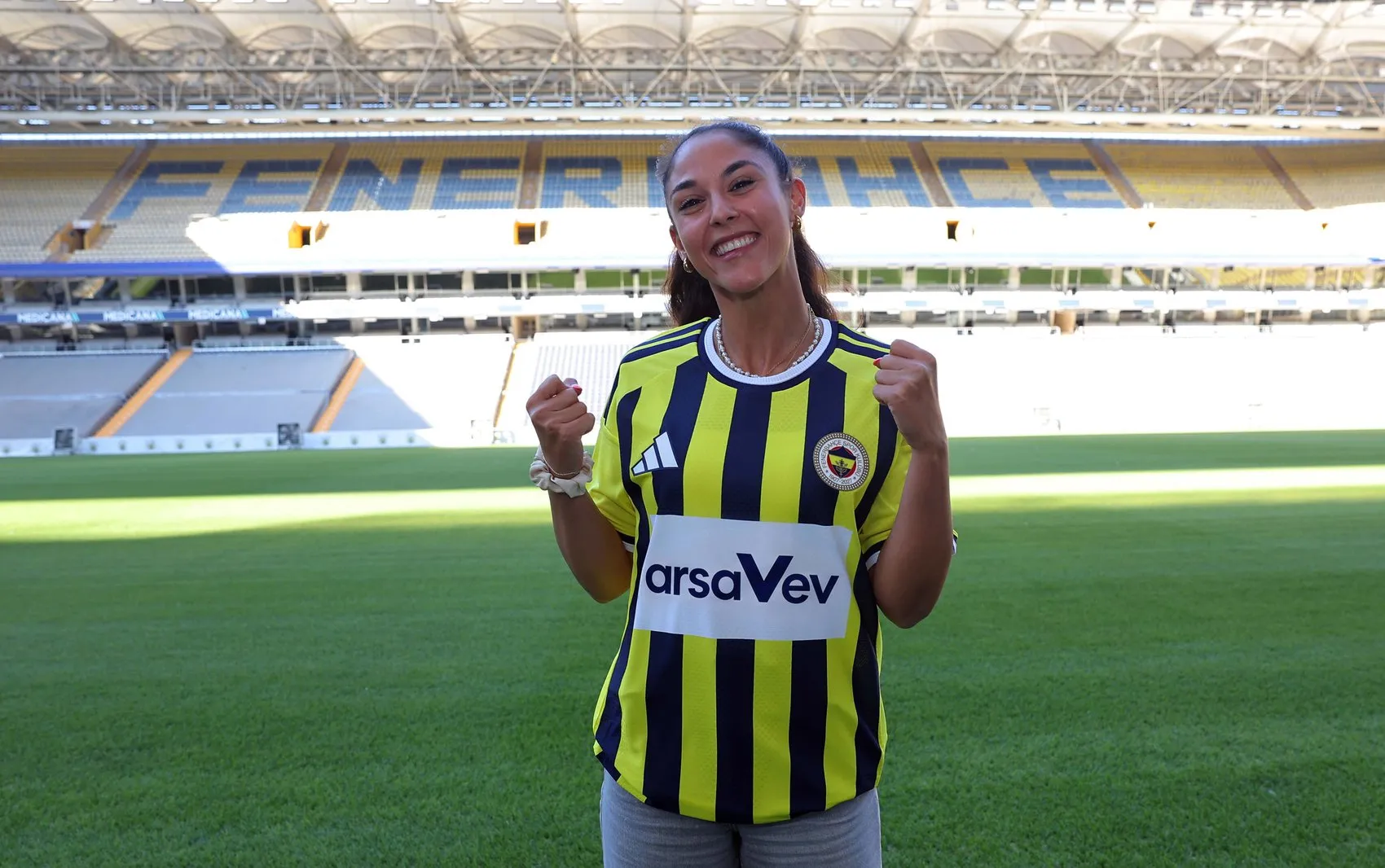 Fenerbahçe kadın futbol takımına Almanya'dan milli takviye