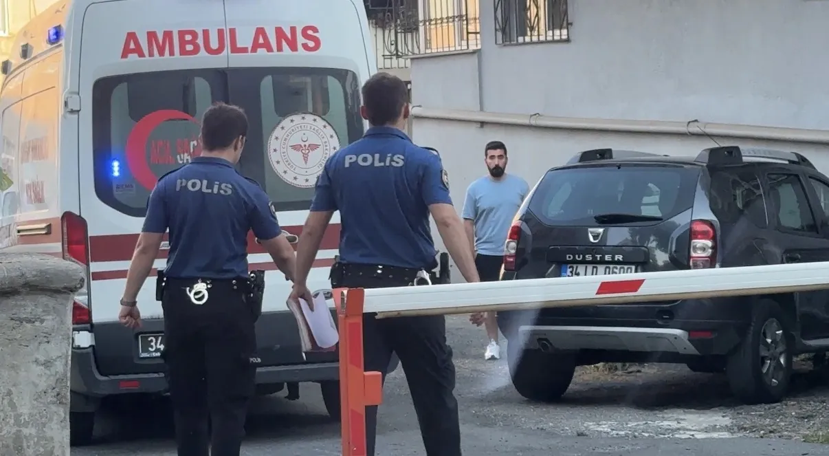Şişli’de evinin penceresinden düşen kadın hayatını kaybetti