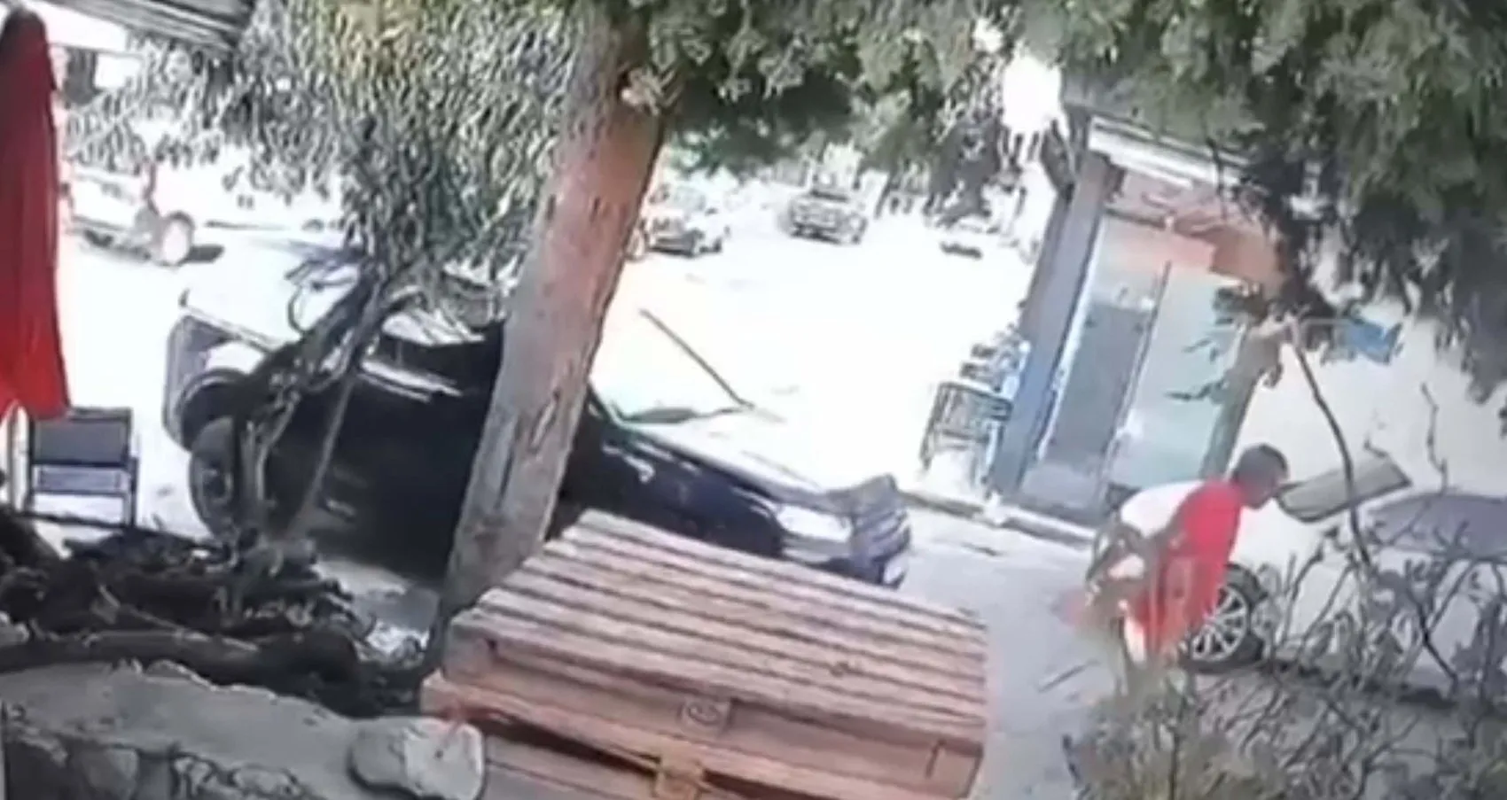 Bodrum’da yolda yürüyen kadına çarpan cip sürücüsü tutuklandı