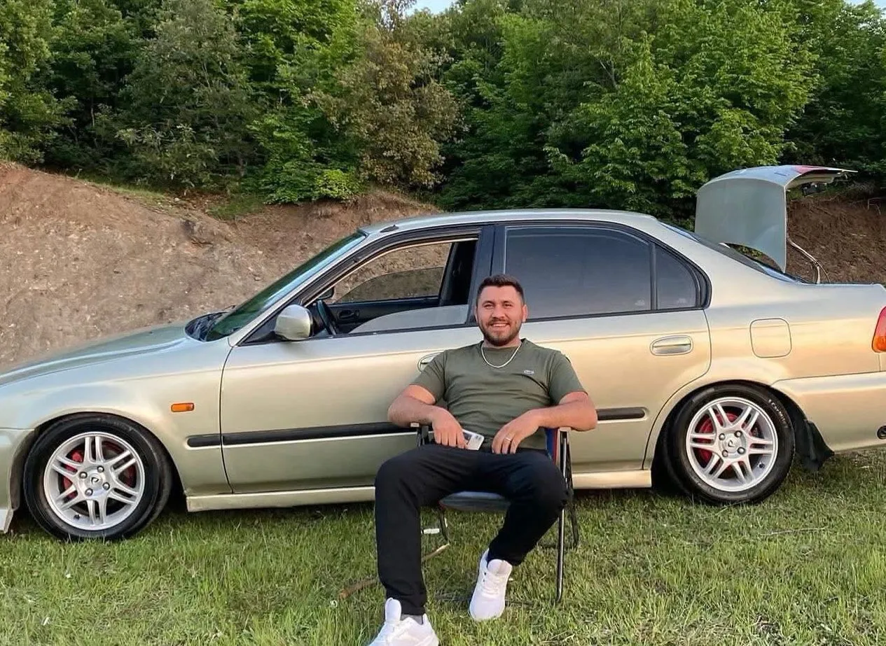 Niksar'da kediye yol vermek isteyen motosikletli hayatını kaybetti