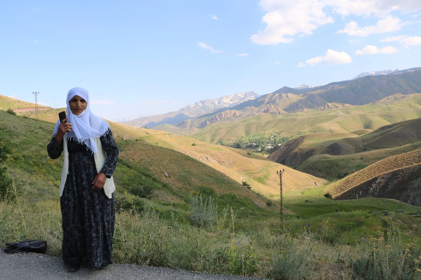 Yüksekova'da hayalleri sönen aileye yeni umut kapısı açıldı