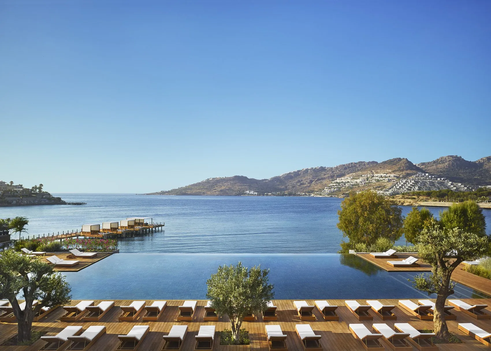 Bodrum’da tatil ve sanat iç içe geçiyor