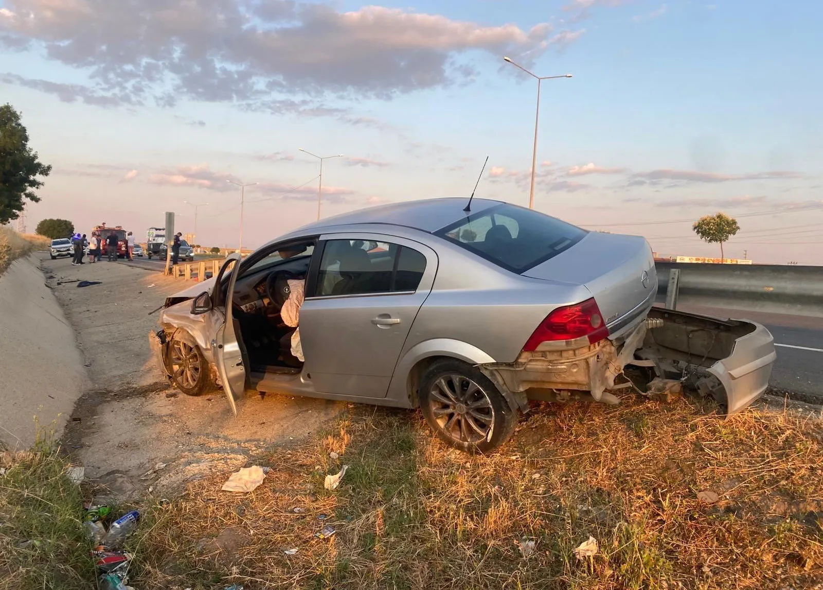 İpsala yolunda kavşak kazası bir kişiyi hastanelik etti