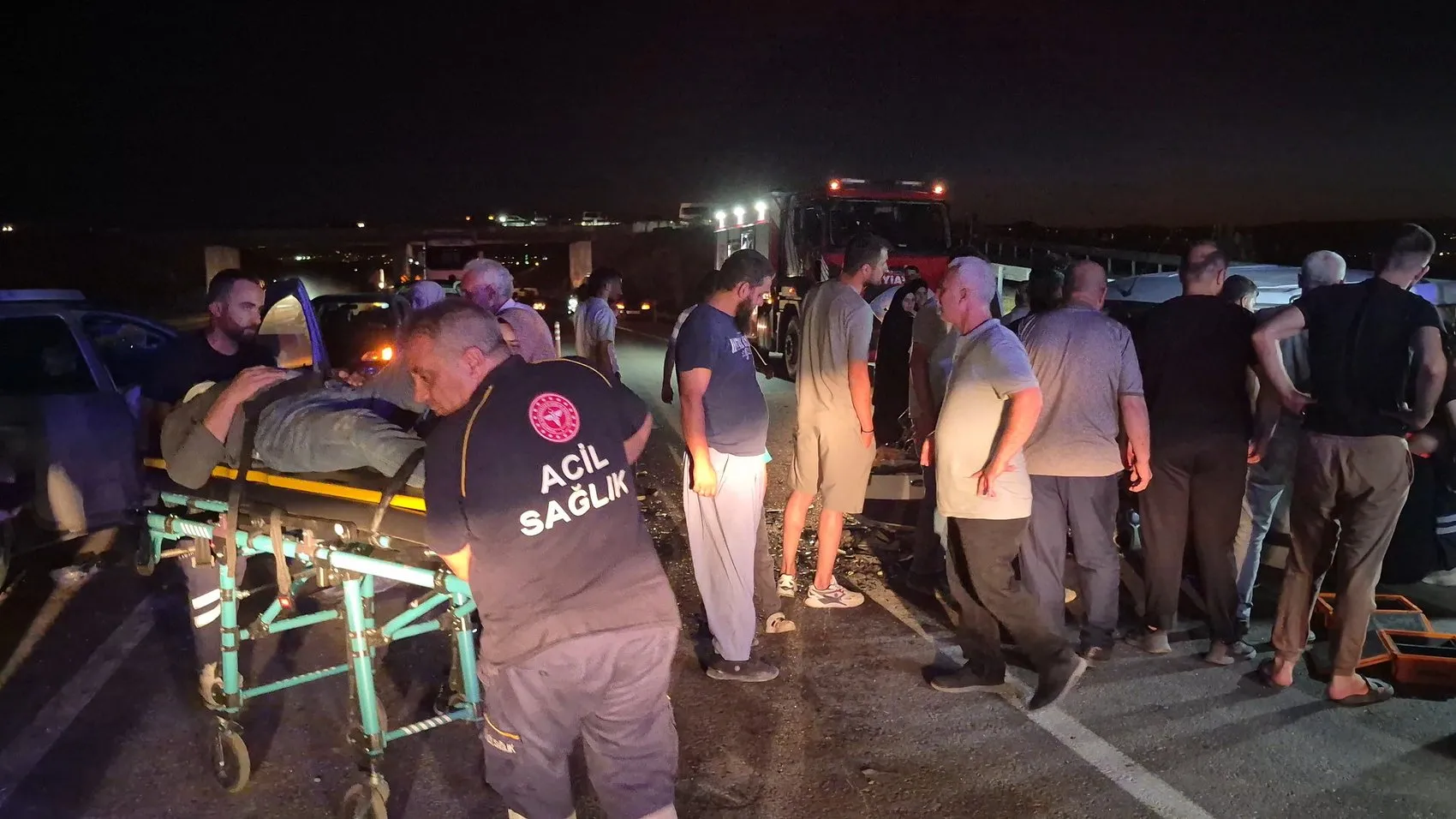 Malatya Yeşilyurt'ta iki araç çarpıştı 6 kişi hastanelik oldu