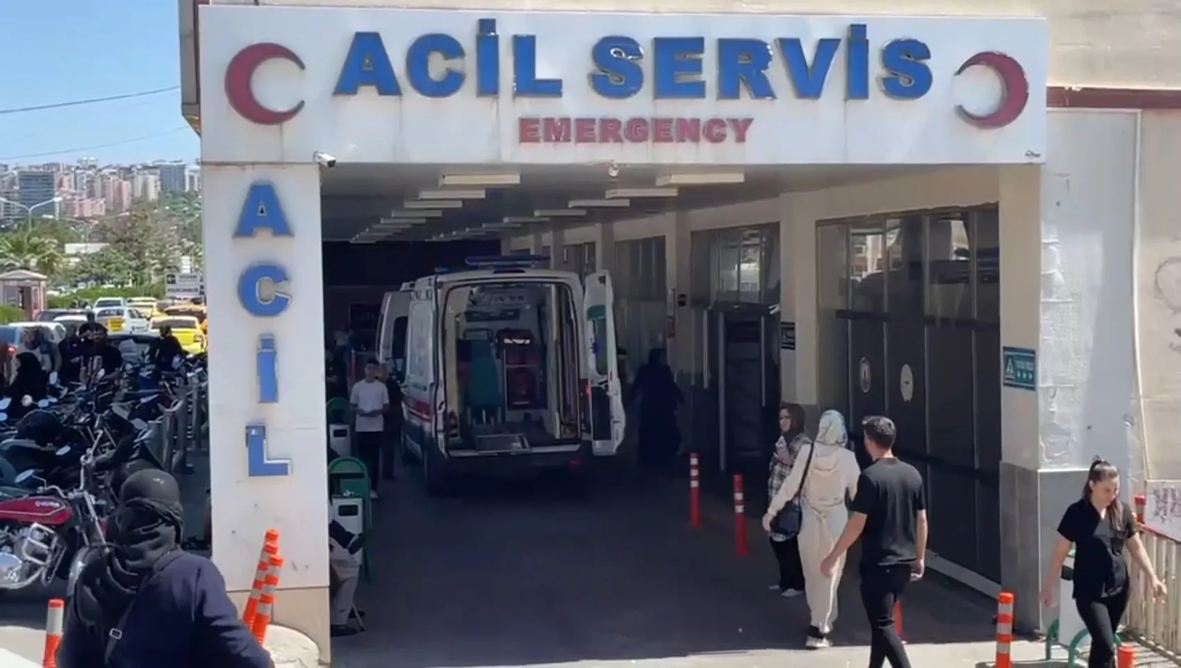 Şanlıurfa'da motosiklet kazası kamerada