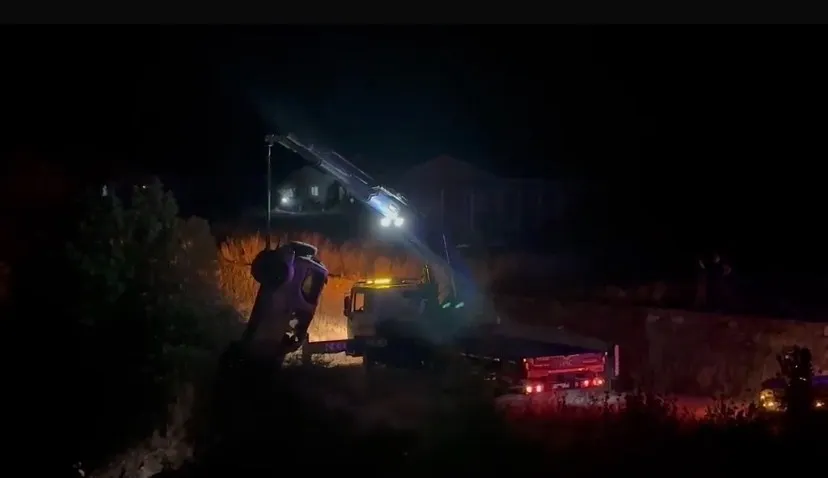 Ayvacık’ta cip dereye uçtu Bir can kaybı var