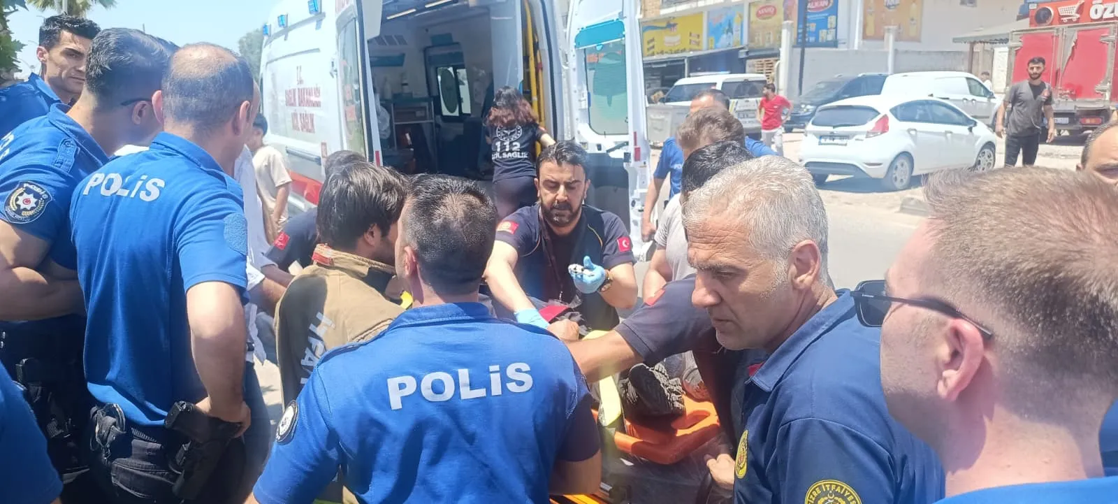 Cizre'de zırhlı aracın kaza yapması sonucu iki polis yaralandı