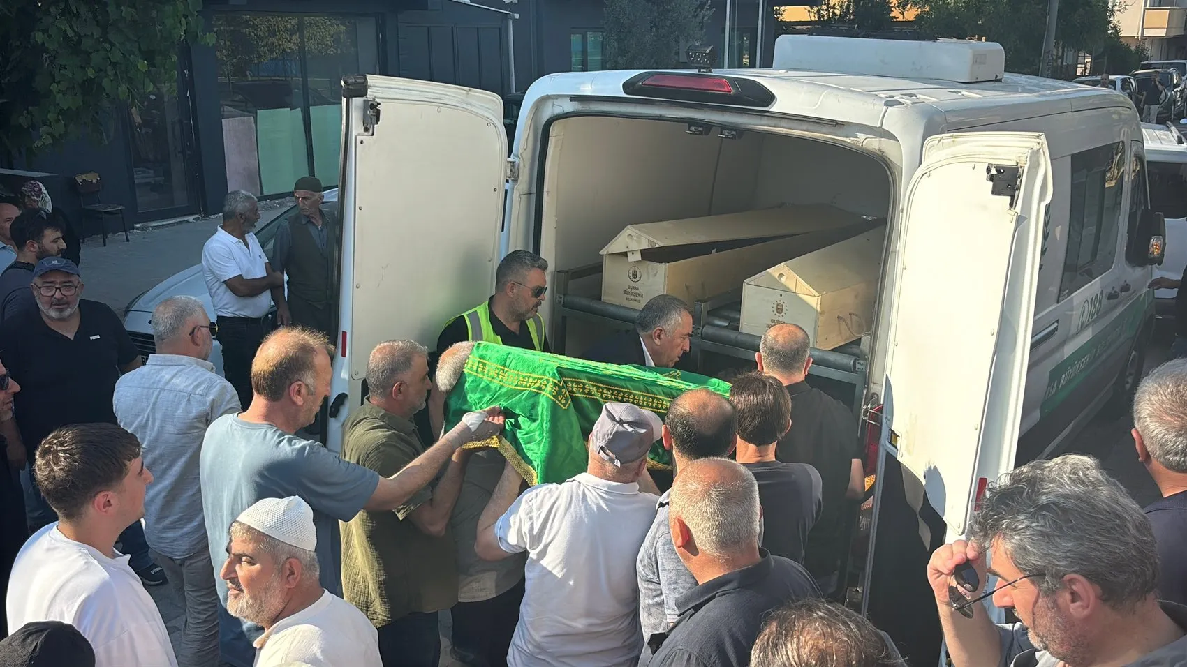 Sivas yolunda can veren 5 yaşındaki Kerem Ali toprağa verildi