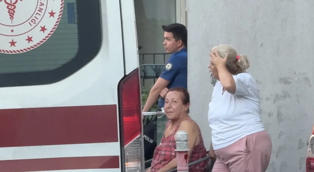 Şişli’de evinin penceresinden düşen kadın hayatını kaybetti