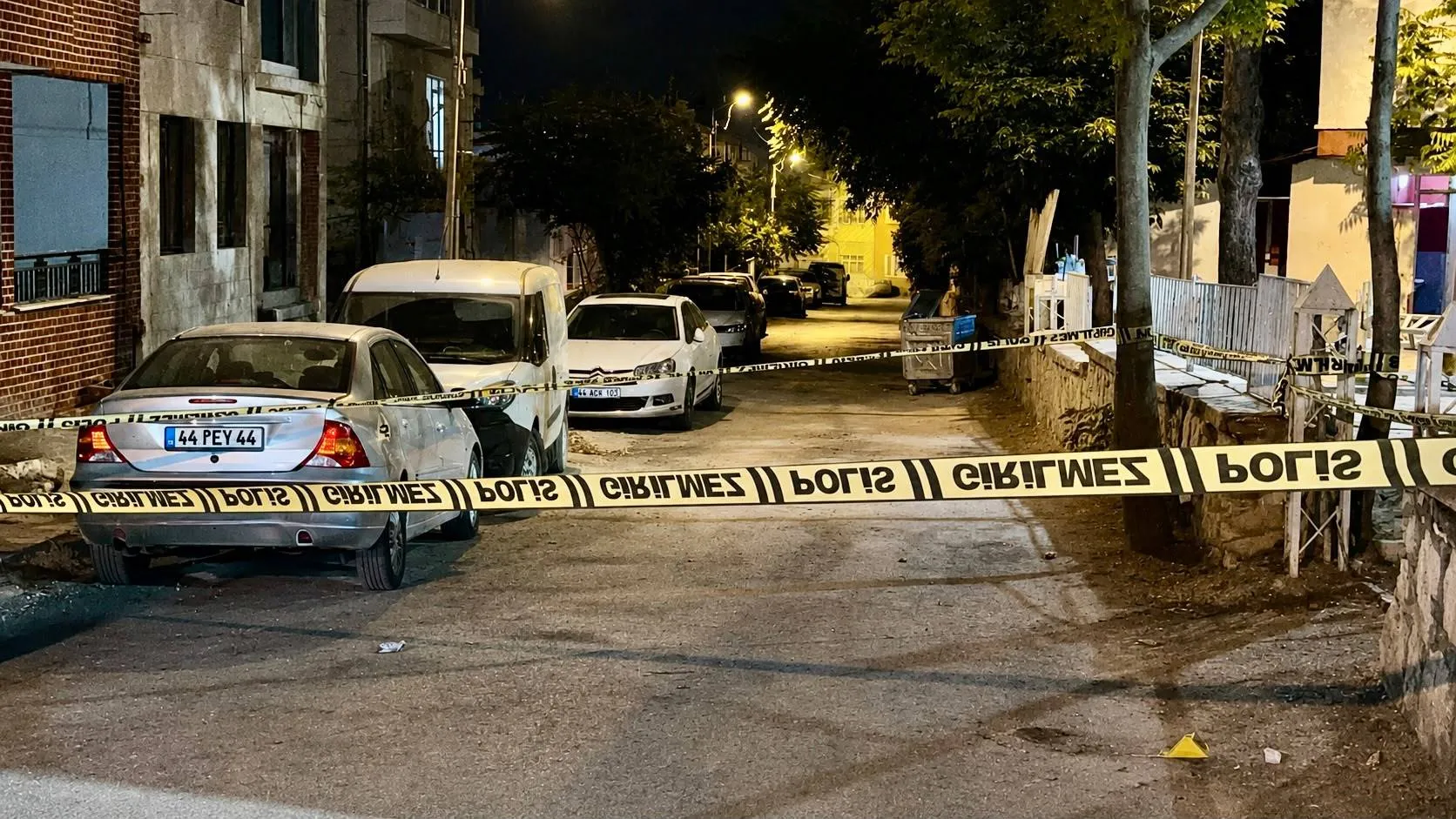 Malatya’da gece vakti sokak ortasında silahlar konuştu