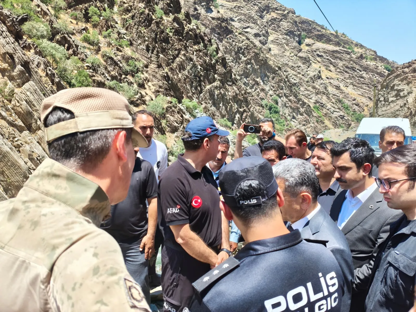 Beytüşşebap'ta kaybolan genci arama çalışmaları ikinci gününde sürüyor