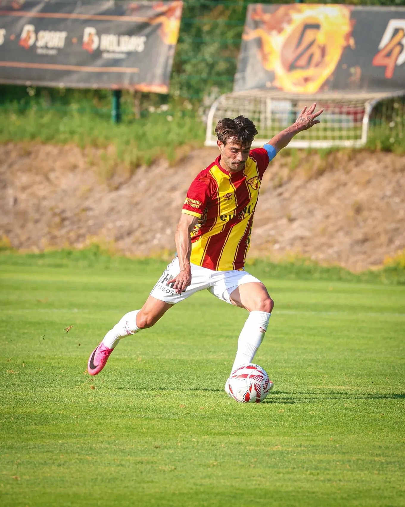 Göztepe Slovenya kampında vites yükseltti