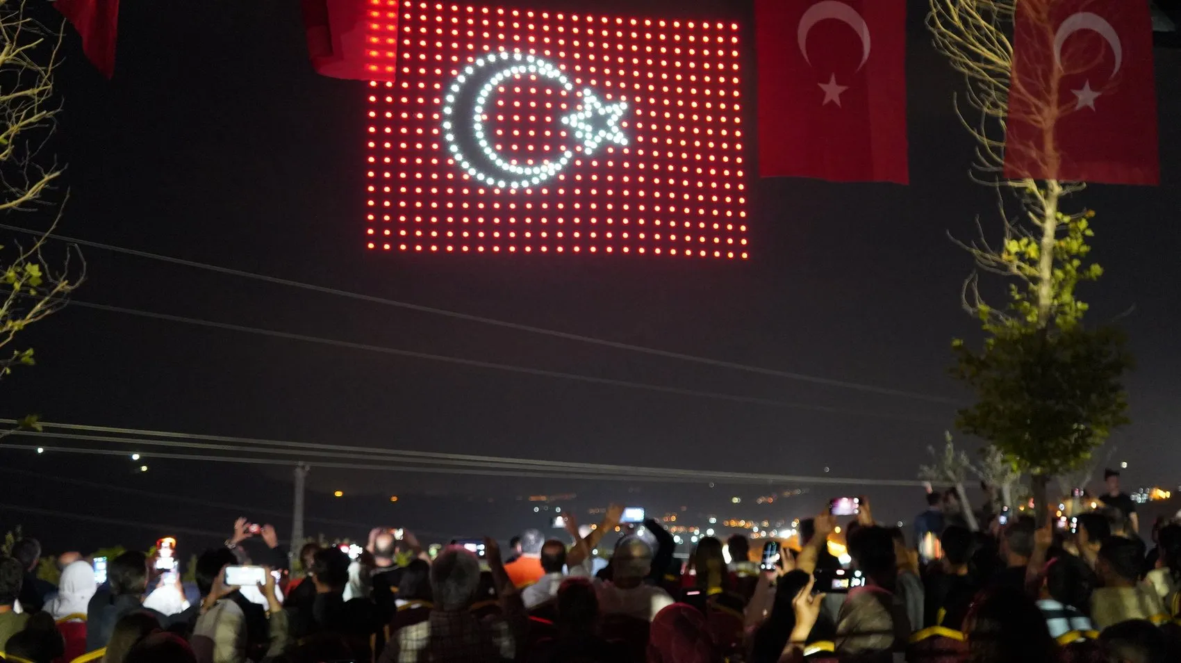 Şırnak gökyüzünde dronlarla Nuh Tufanı anlatıldı