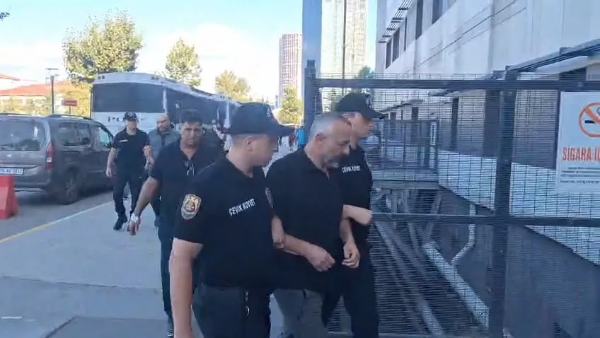 Üsküdar Belediyesi'nde rüşvet iddiası operasyonu adliyeye taşındı
