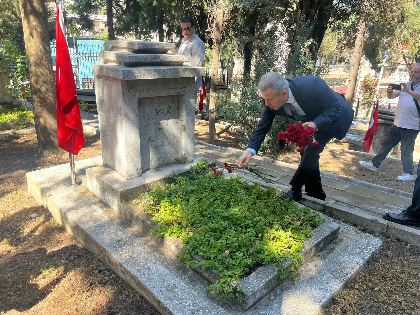 İzmir 15 Temmuz şehitlerini Kadifekale’de andı
