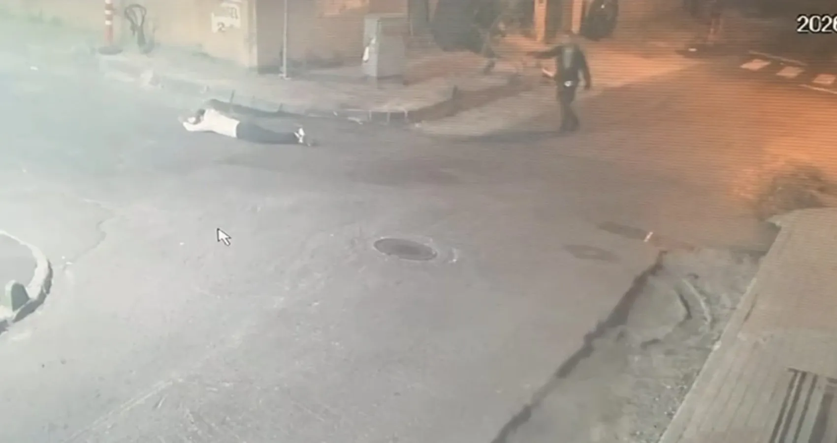 Şişli'de bekçiler silahlı saldırganı bacağından vurarak durdurdu