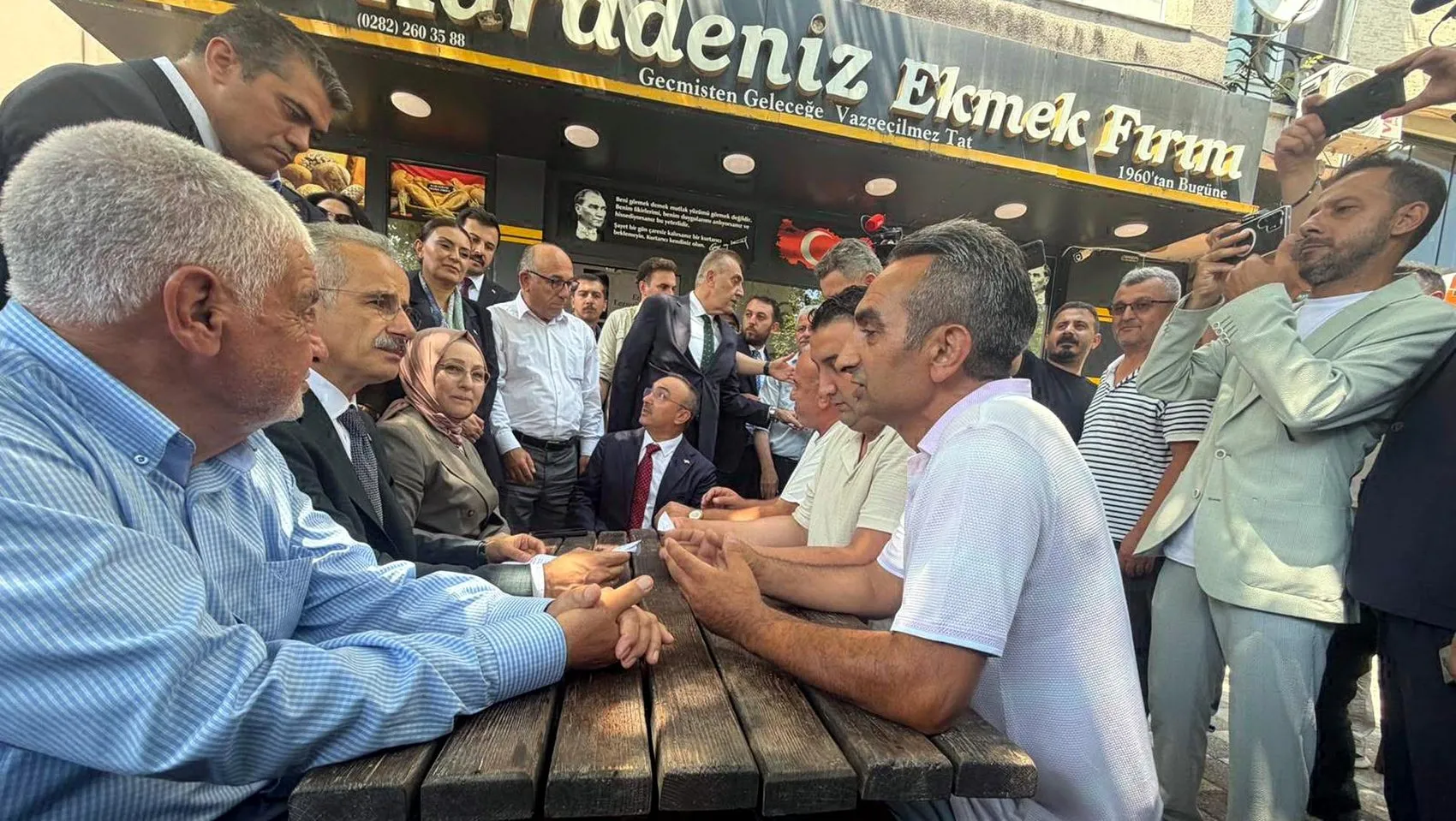 Bakan Uraloğlu Türkiye'nin geleceğini 2053 vizyonuyla planladıklarını duyurdu
