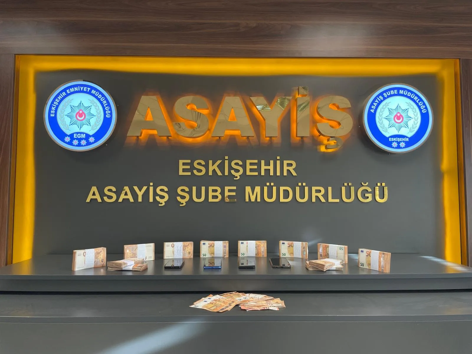 Eskişehir’de sahte polis vurgunu yapan iki kişi yakalandı