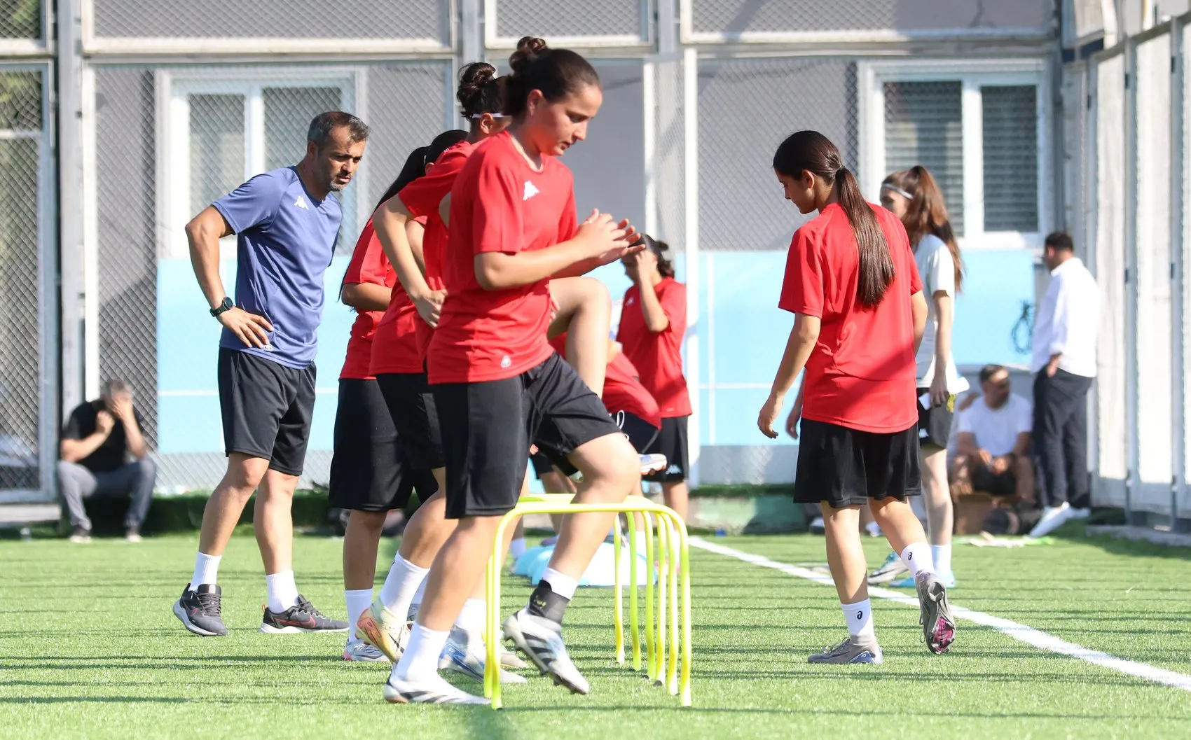 Kayseri Kadın FK Süper Lig için sahaya indi