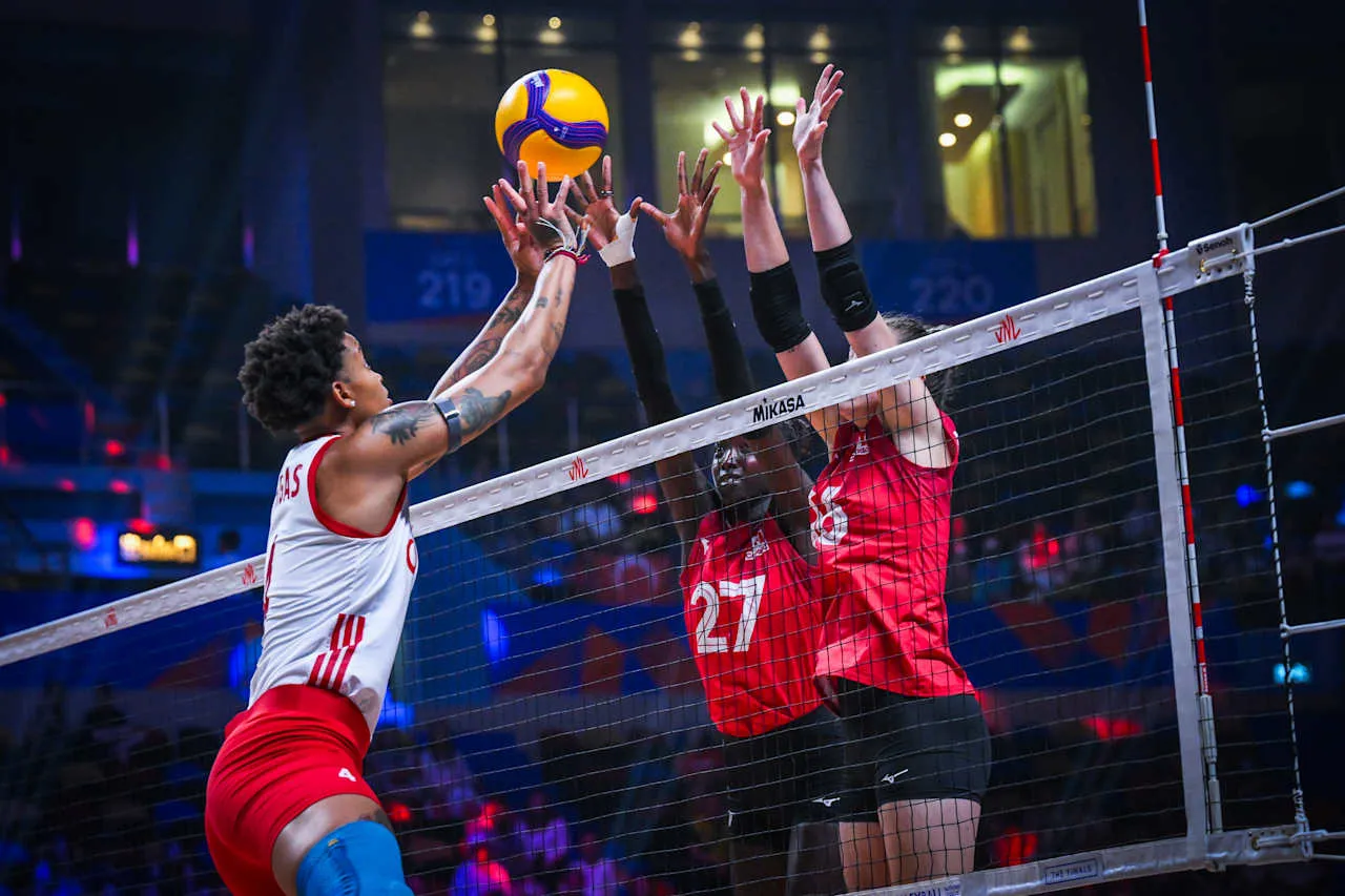 Filenin Sultanları Kanada engelini aşıp yarı finale yükseldi
