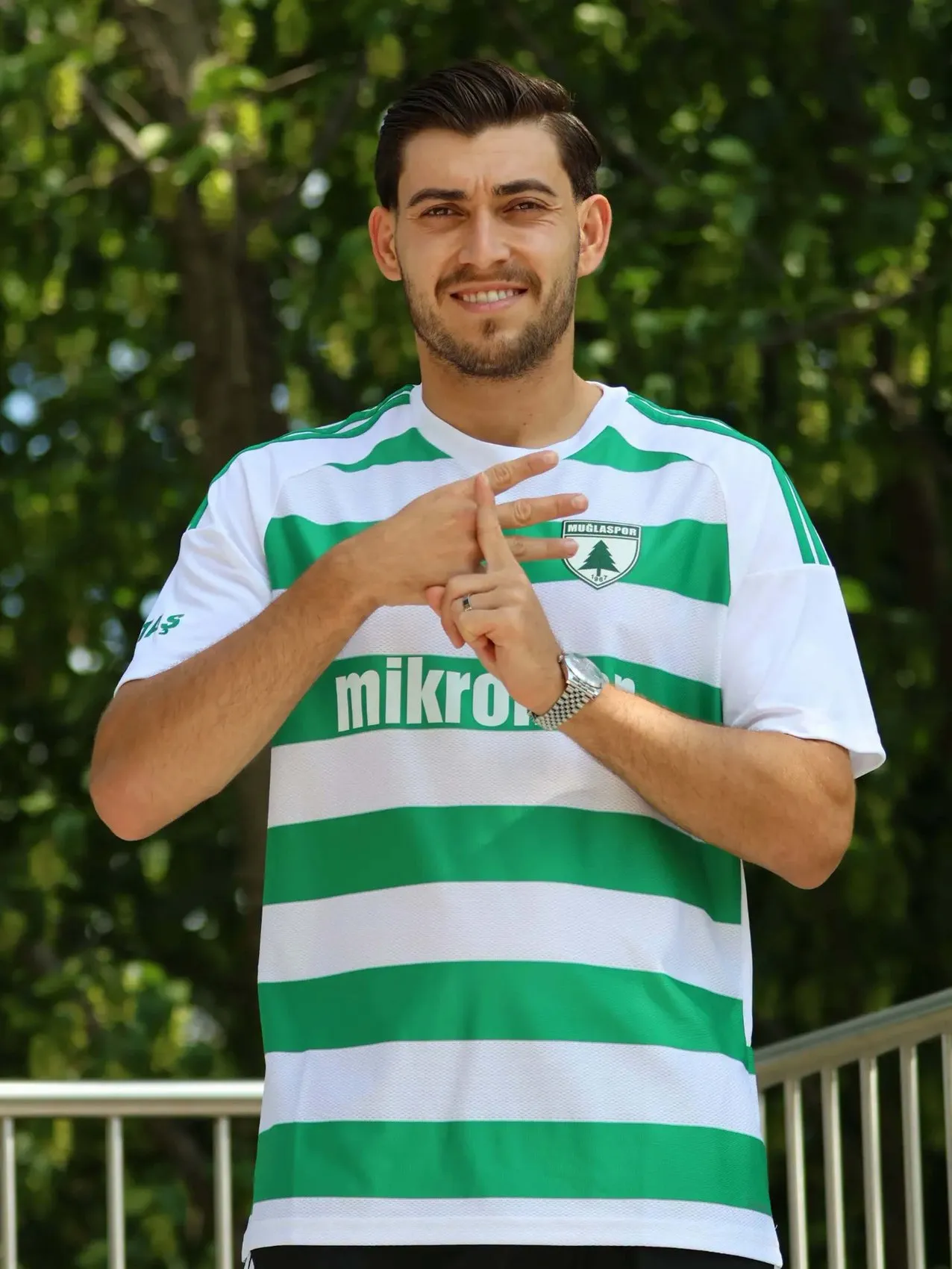 Muğlaspor orta saha hattını Ali Kaan Güneren ile güçlendirdi