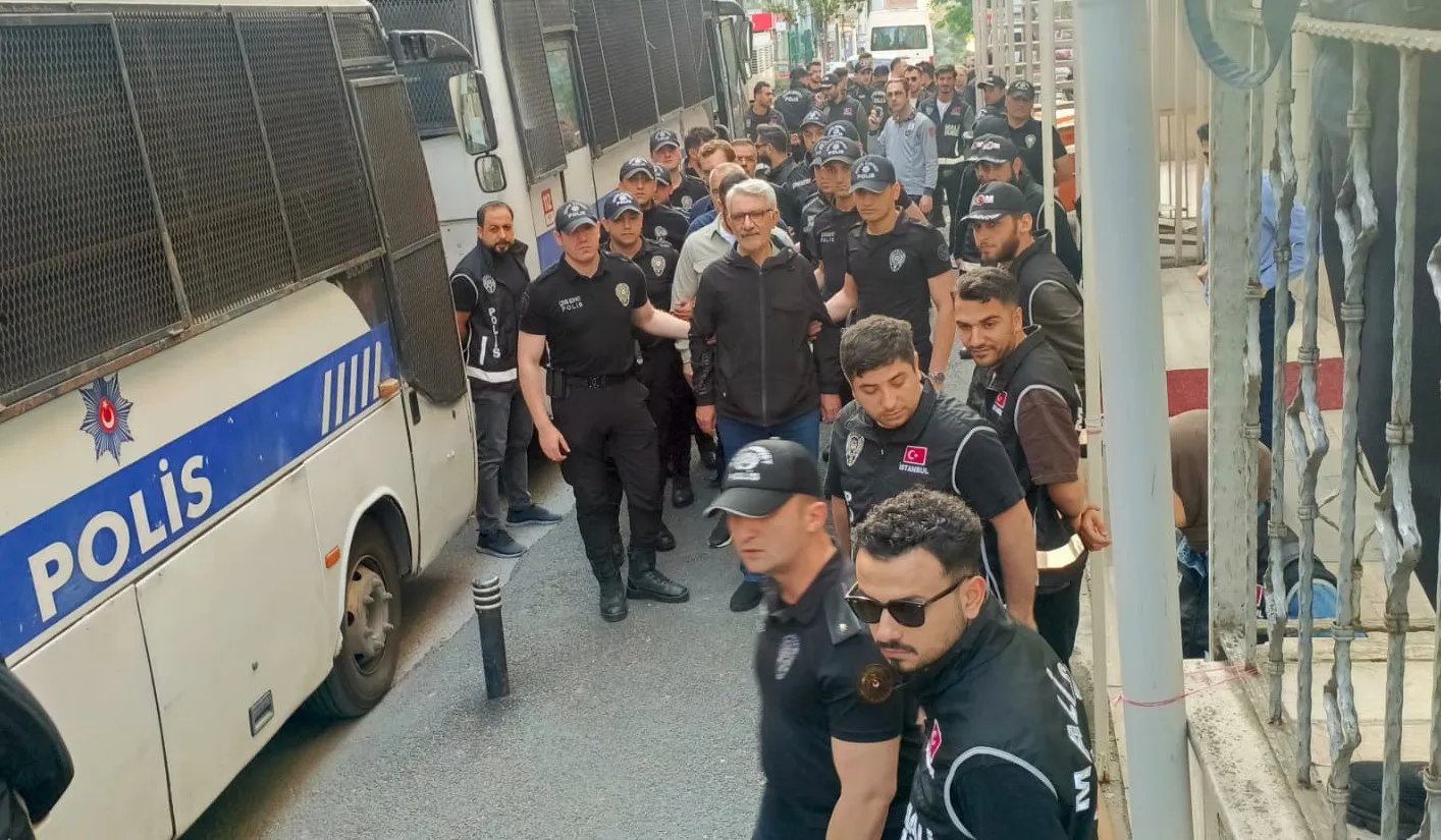 Hasan Akgün yolsuzluk davasında hakim karşısına çıktı