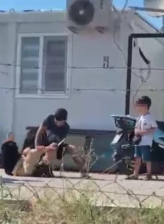 Hatay'da dehşet anları Eşini çocuklarının önünde bıçakla tehdit edip dövdü