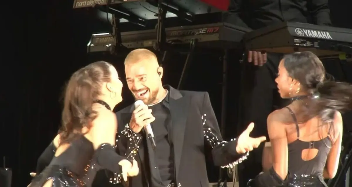 Ricky Martin 15 yıl aradan sonra İstanbul sahnesinde 2