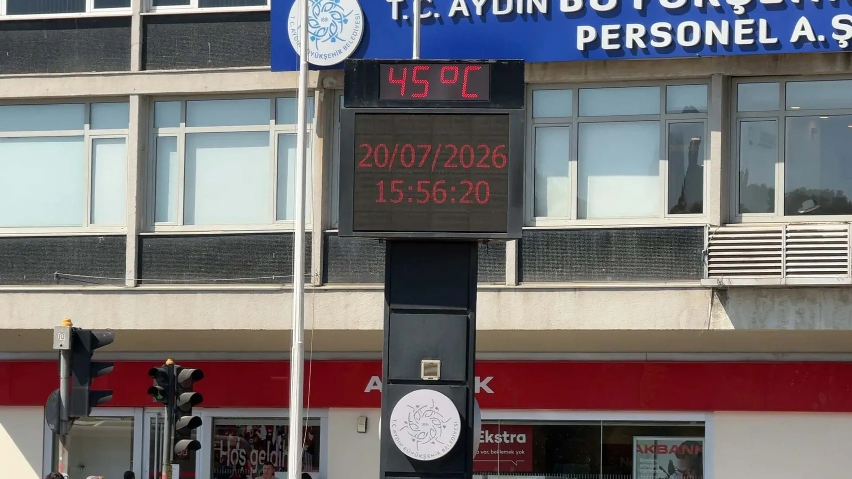 Aydın Efeler'de termometreler 5 dakikada kavurdu