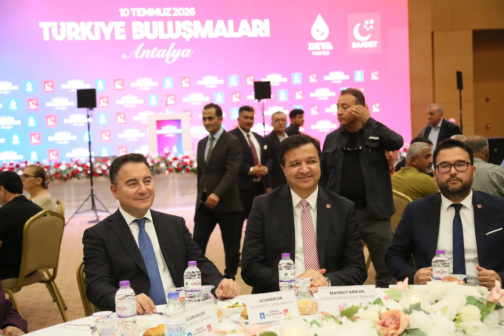 Saadet ve DEVA Partisi yeni bir siyasi yol haritası çiziyor