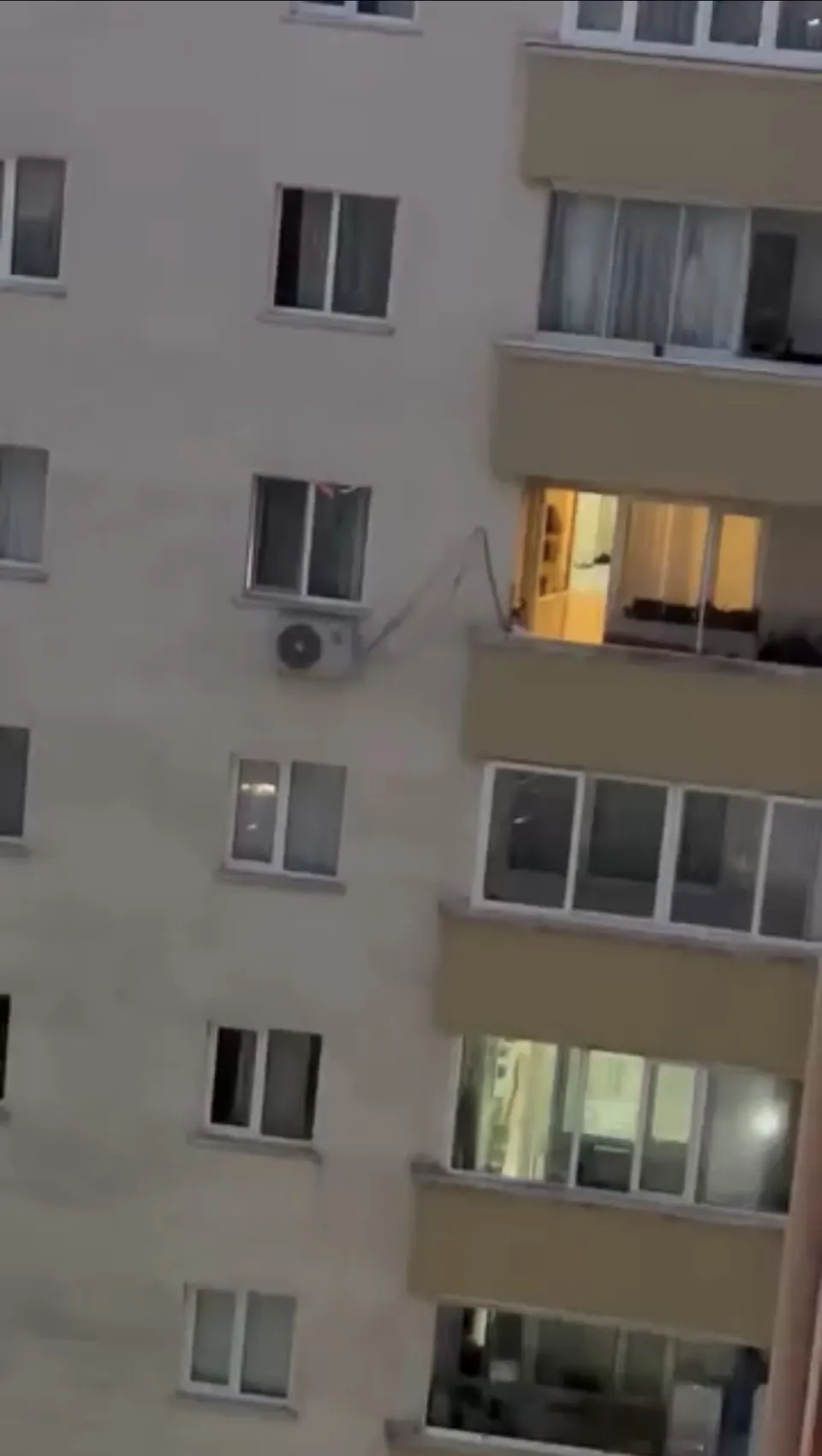 Kağıthane'de 9'uncu kattan düşen bebek hayatını kaybetti