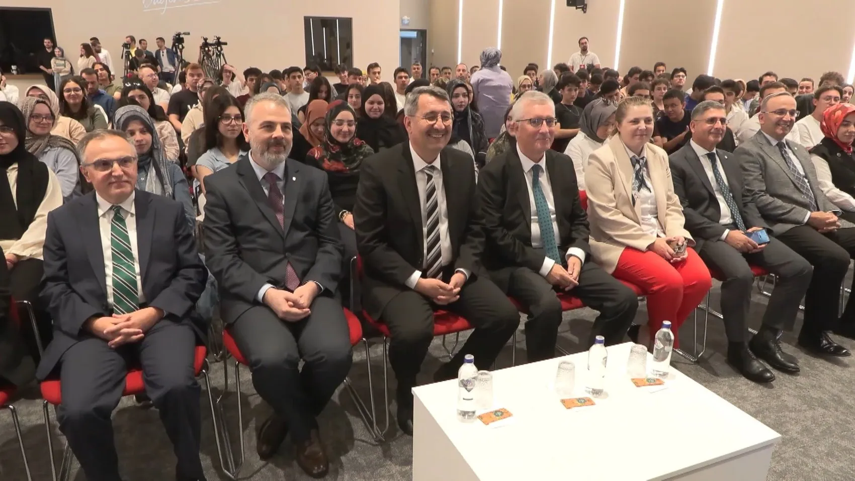 İbn Haldun Üniversitesi'ne YÖKAK'tan beş yıllık kalite onayı