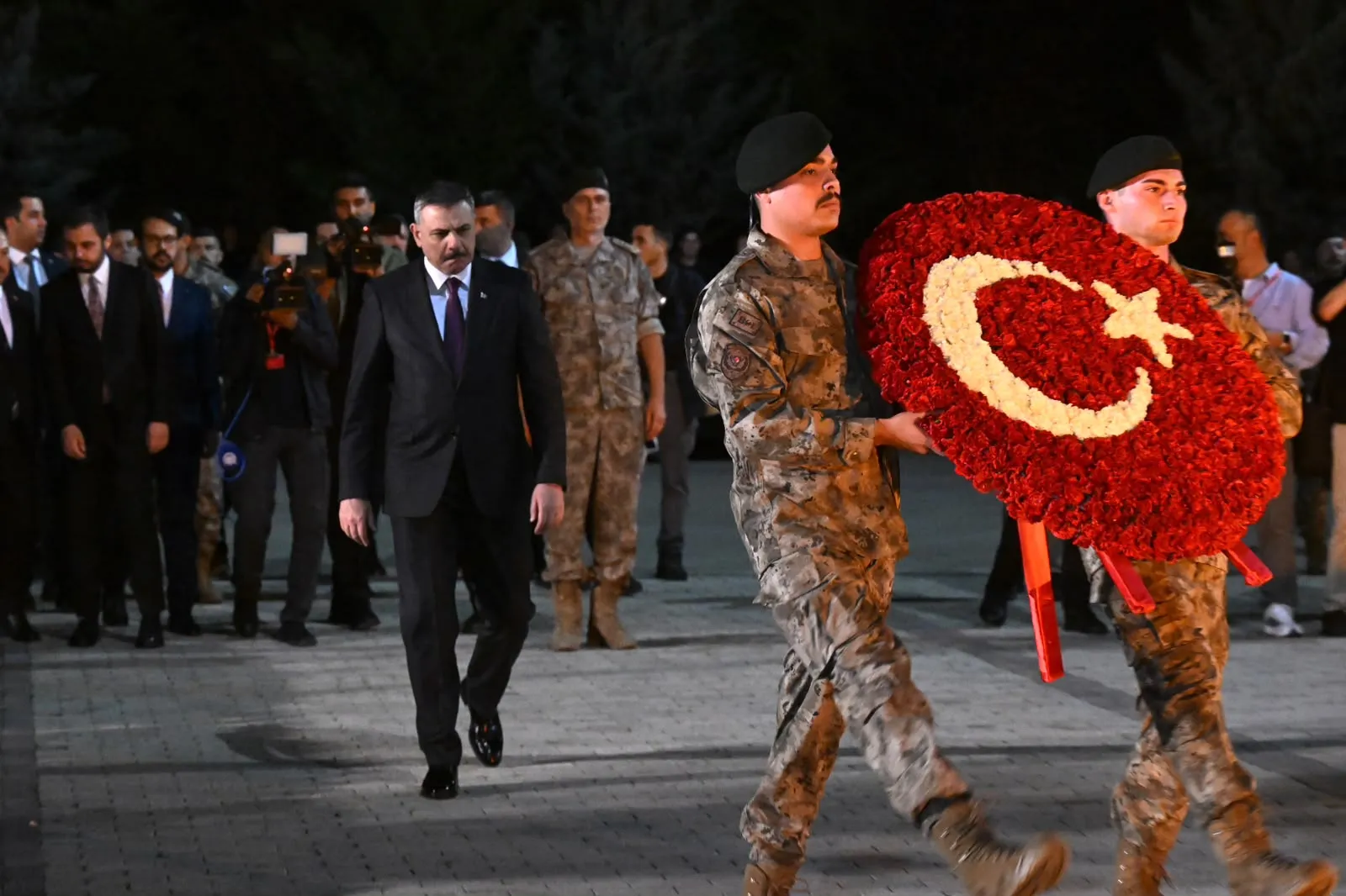Bakan Çiftçi 15 Temmuz mesajını Gölbaşı’ndan verdi