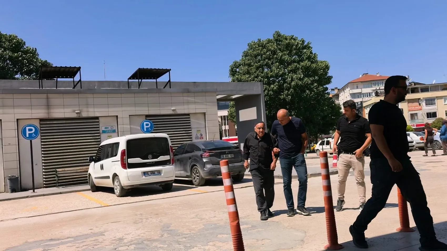 İnegöl'de 9 yıl hapis cezası olan yaşlı hükümlü yakalandı