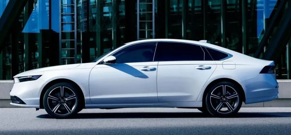 2027 Honda Accord tanıtıldı: SUV'lara karşı sedan direnişi