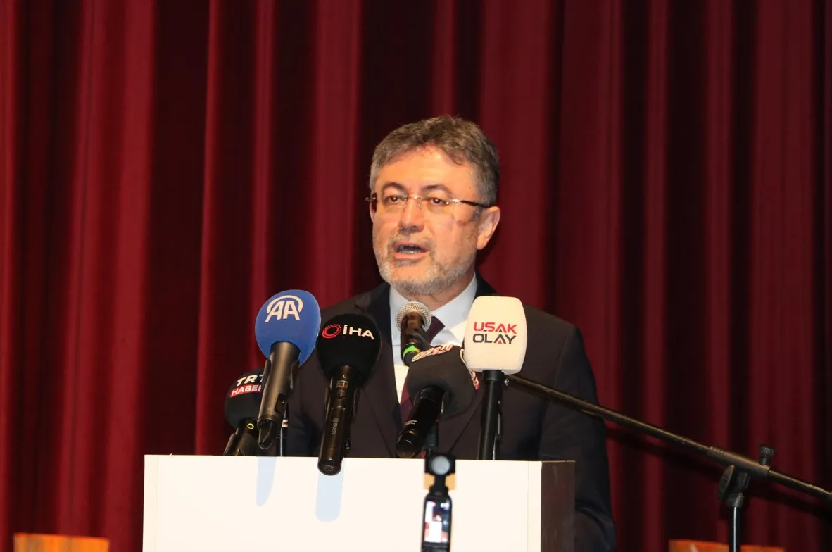 Bakan Yumaklı Uşak’ta yeni su projelerini duyurdu