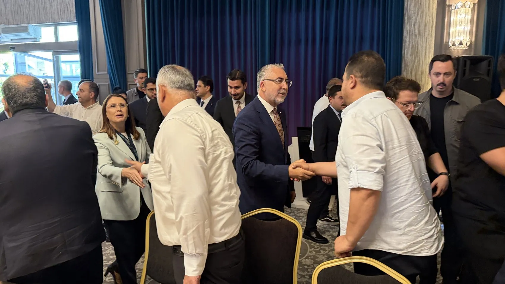 Bakan Işıkhan Bartın iş dünyasına yeni destek mesajları verdi