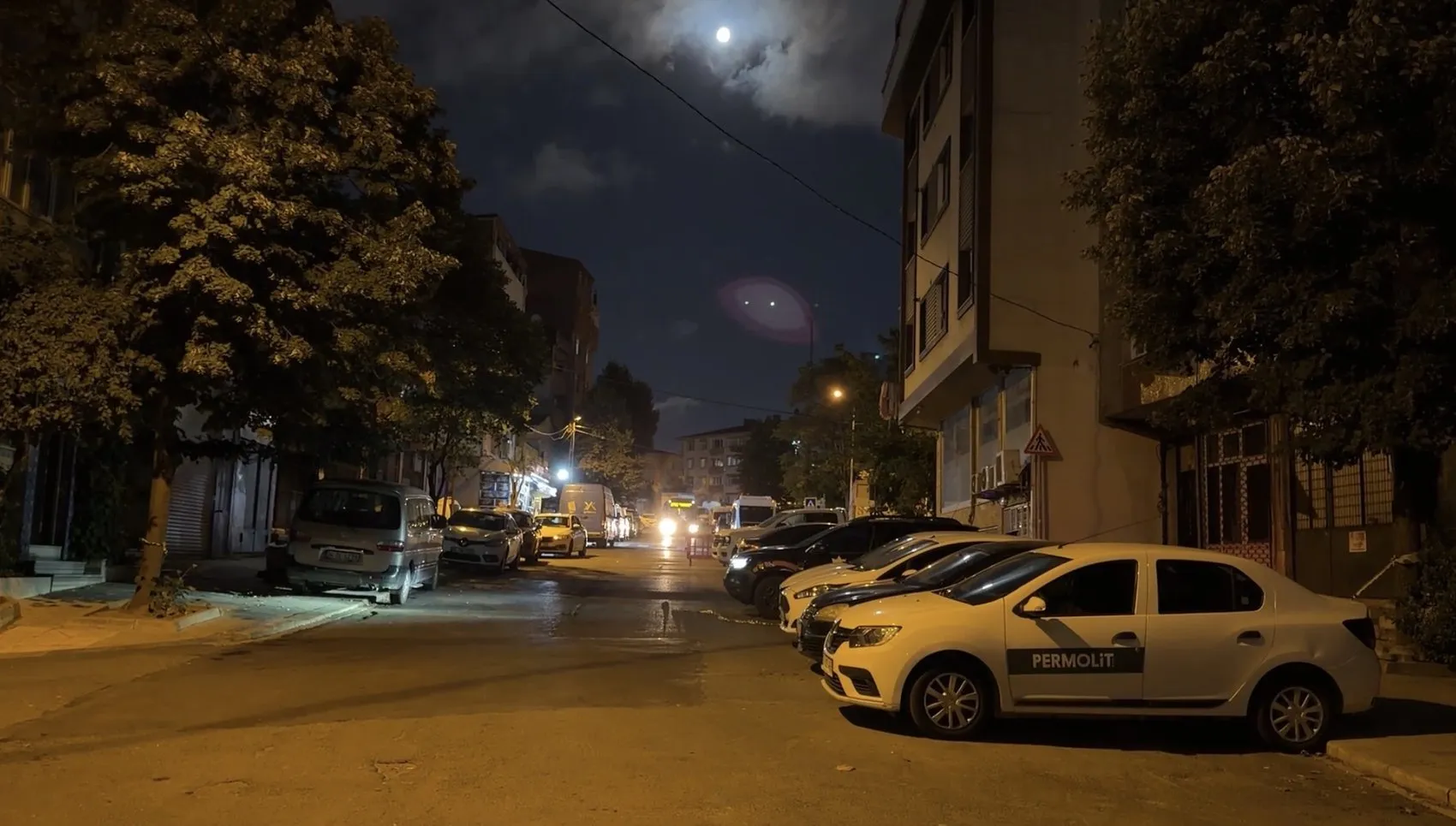 Kağıthane'de tadilat kavgası kanlı bitti Bir evde 3 kişi ağır yaralandı