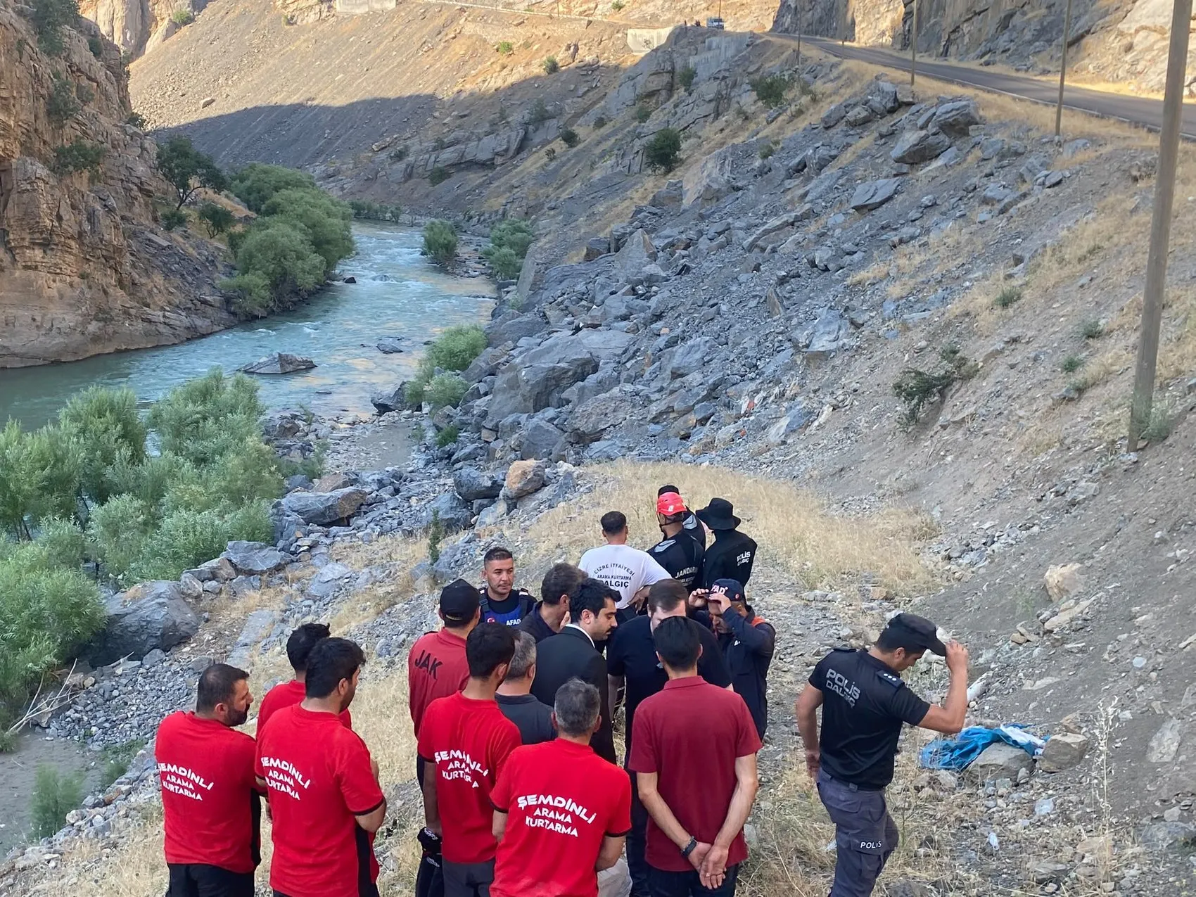 Habur Çayı'nda kaybolan Erkan Sak için 9 gündür süren arayış