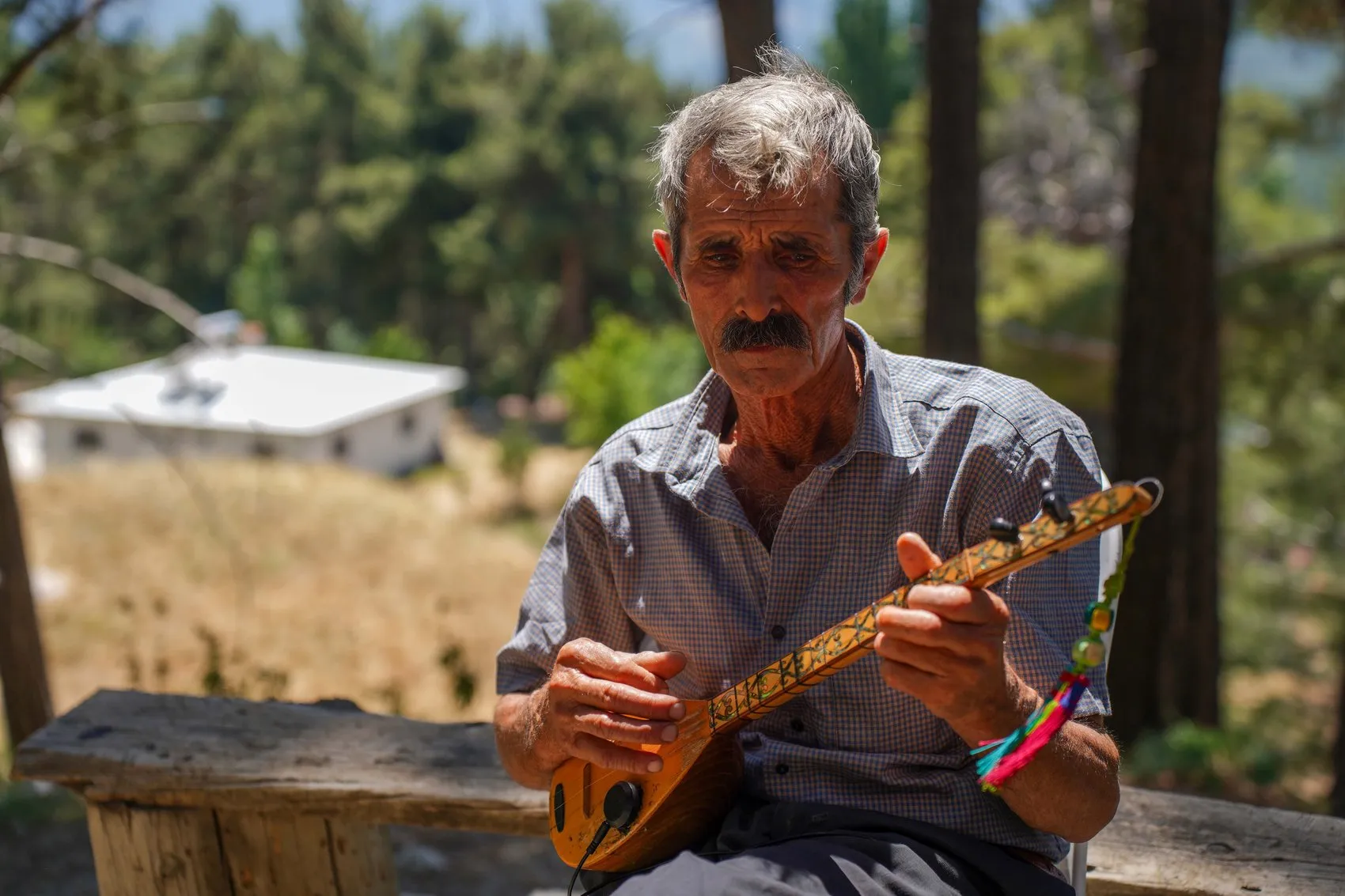 Torosların son çobanı cura ile ödülü kaptı