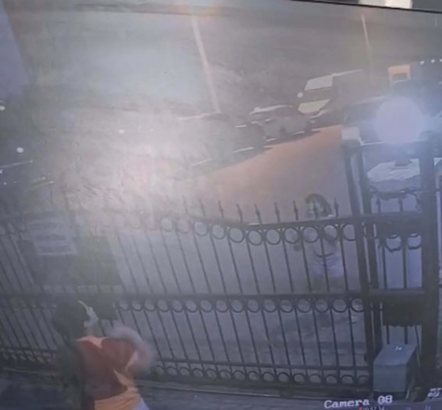 İzmir'de otomatik kapı dehşeti 11 yaşındaki çocuğun kolunu kırdı