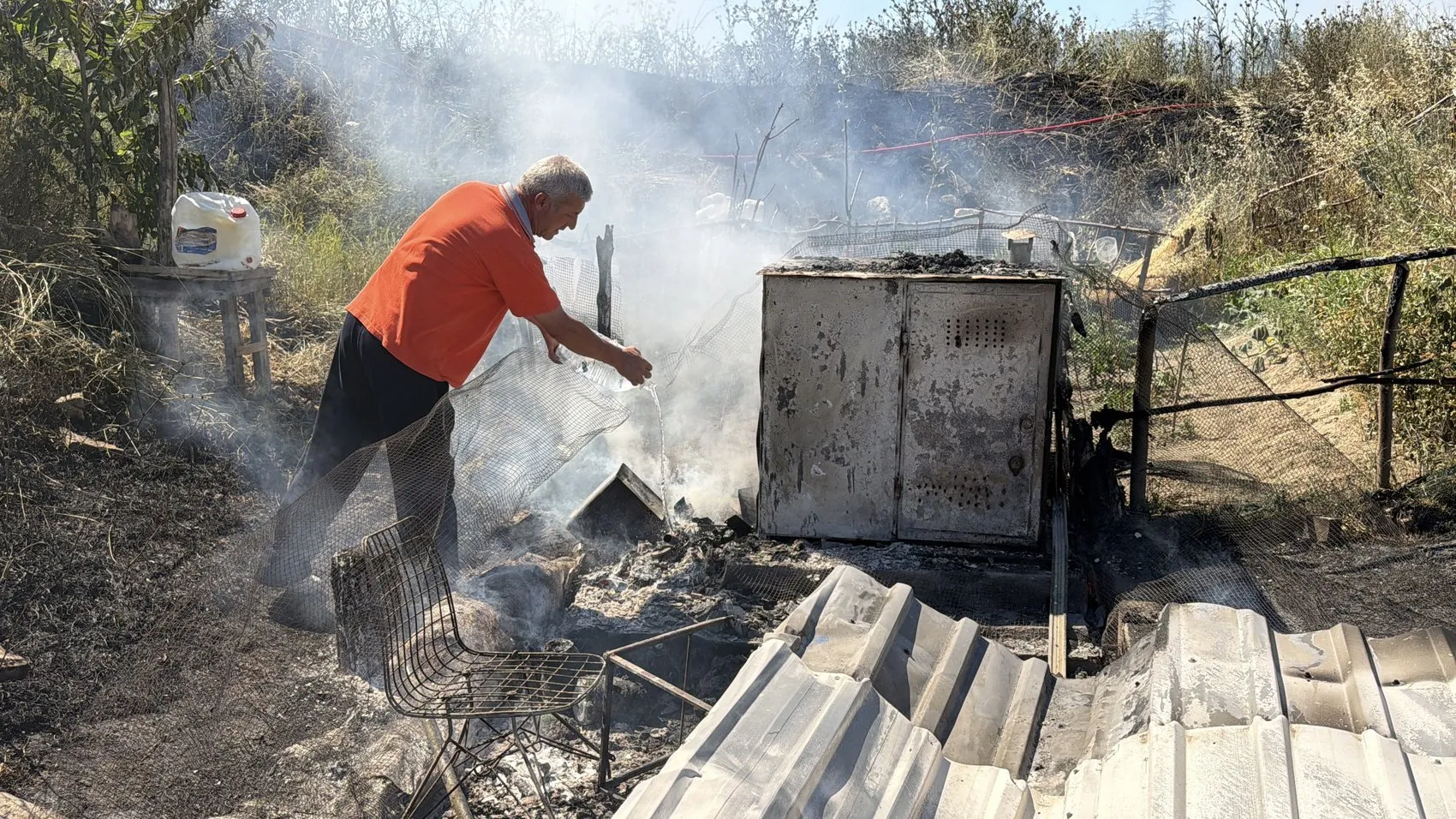 Kütahya'da raylar üzerindeki yangın seferleri durdurdu