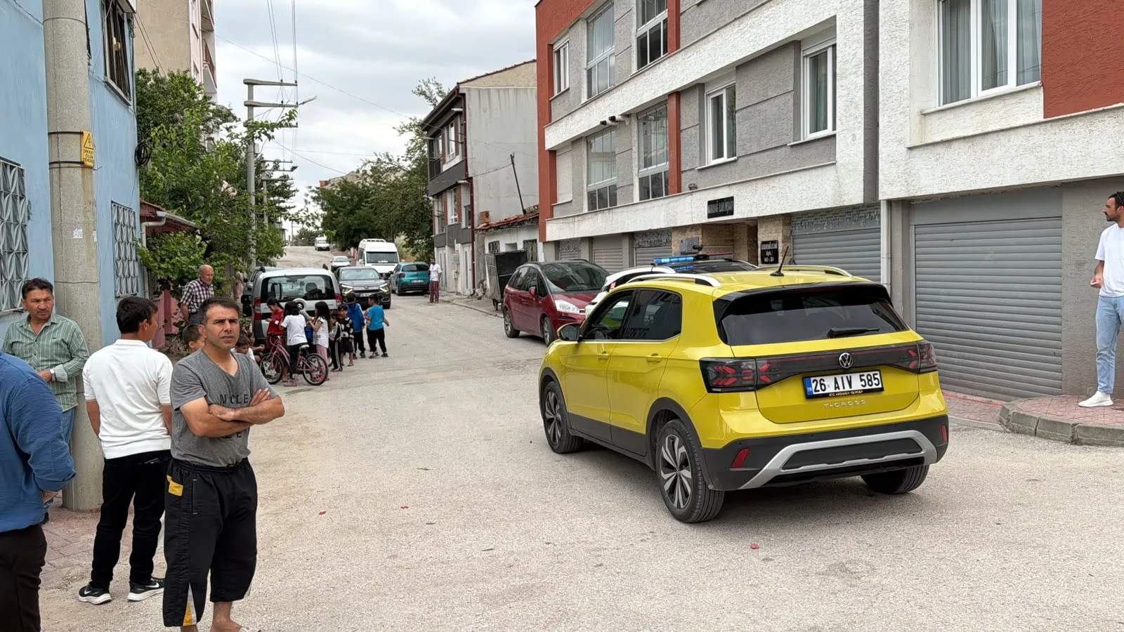Eskişehir’de bisikletli çocuğa otomobil çarptı