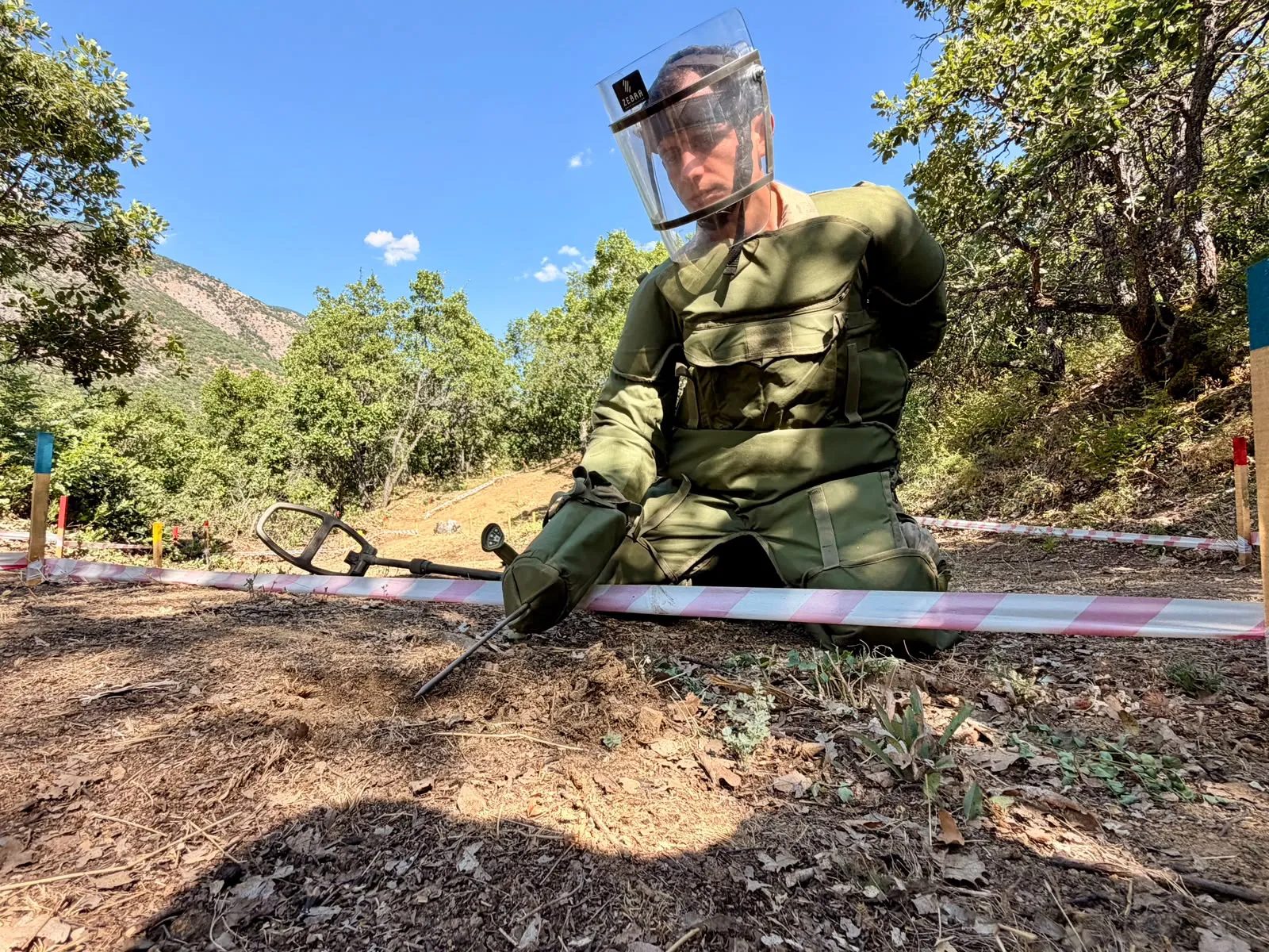 Tunceli’nin dağları 30 yıllık mayınlardan temizleniyor