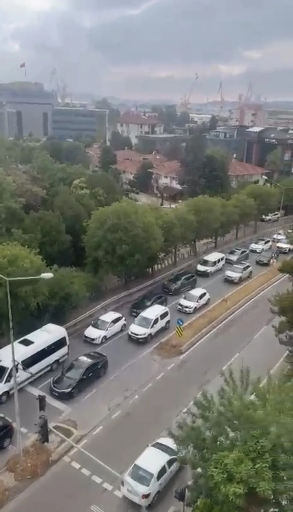 Pendik trafiğini birbirine katan düğün konvoyuna ağır ceza