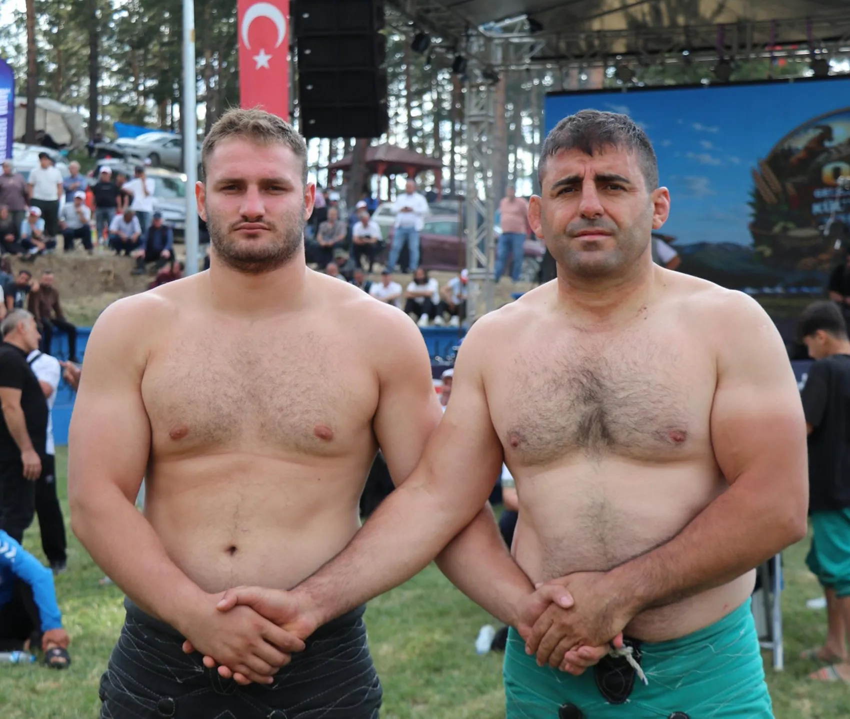 Erzurum Akdağ güreşlerinde altın kemerin yeni sahibi belli oldu