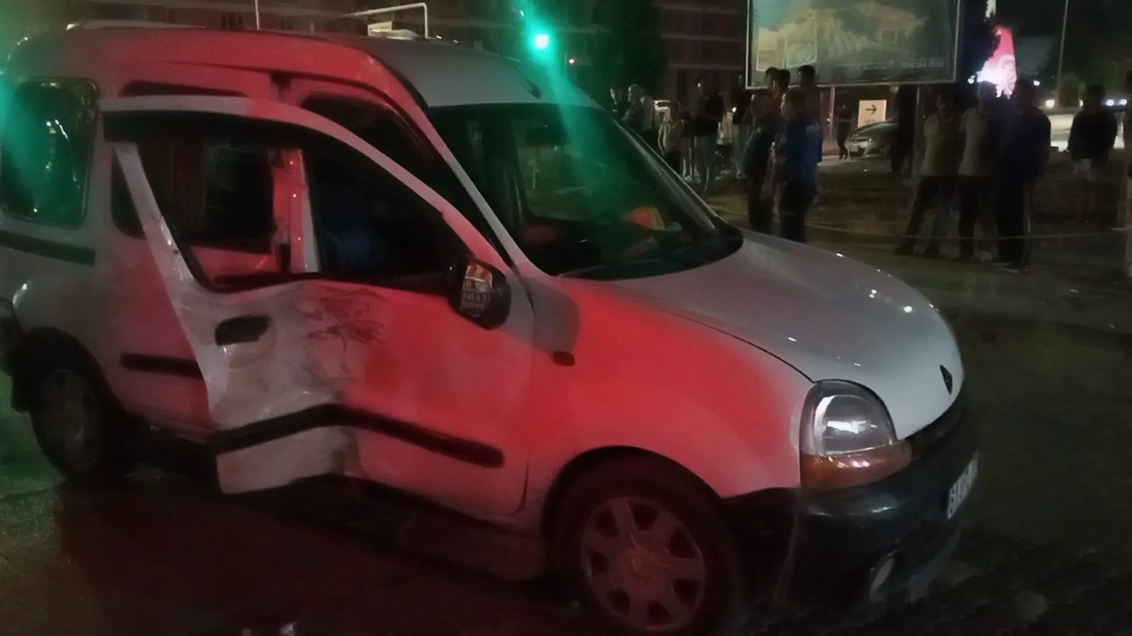 Samsun Çarşamba yolunda motosiklet kazası 5 kişi yaralandı