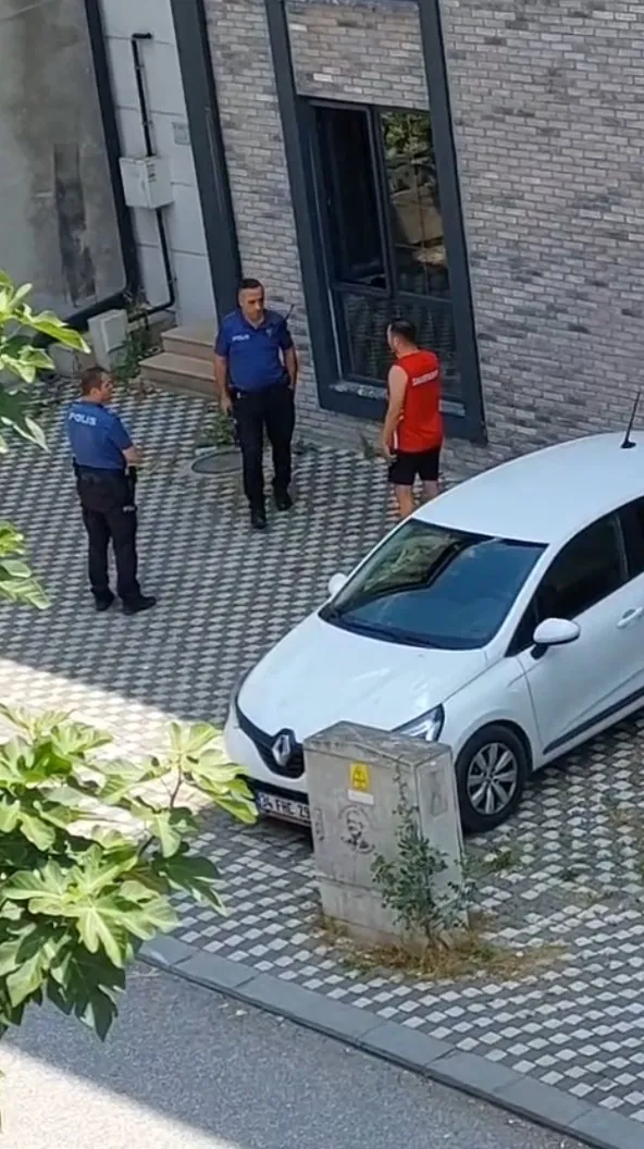 Sakarya'da park yeri kavgası bıçaklı saldırıya dönüştü