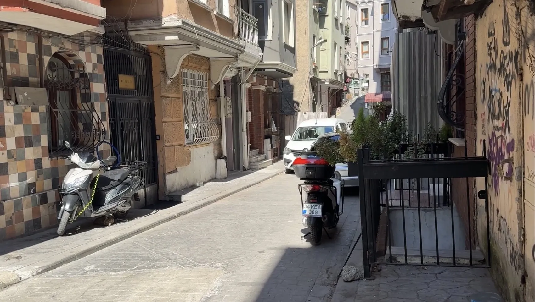 Beyoğlu’ndaki şüpheli ölümün altından yıllar önceki cinayet davası çıktı